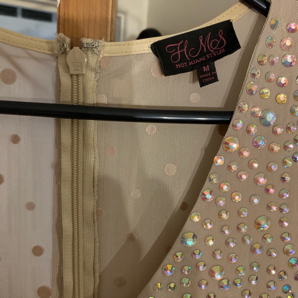 Nude rhinestone iridescent party dress - Picture 3 of 4